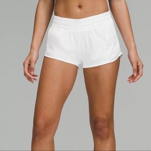 Lululemon Hotty Hot 2.5” White